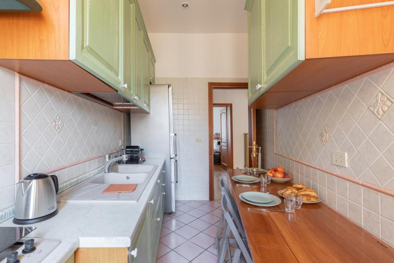 Ferienwohnung Iflat Spacious Penthouse Near The Vatican City Rom Exterior foto