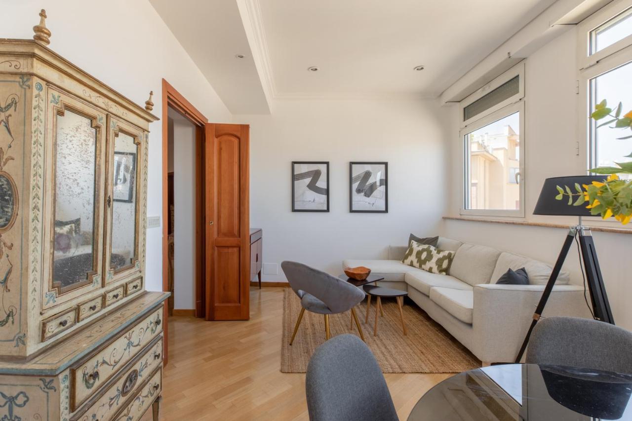 Ferienwohnung Iflat Spacious Penthouse Near The Vatican City Rom Exterior foto